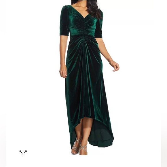 NWT Adrianne Papell high low Green Velvet Gown SZ 6 - Picture 1 of 14